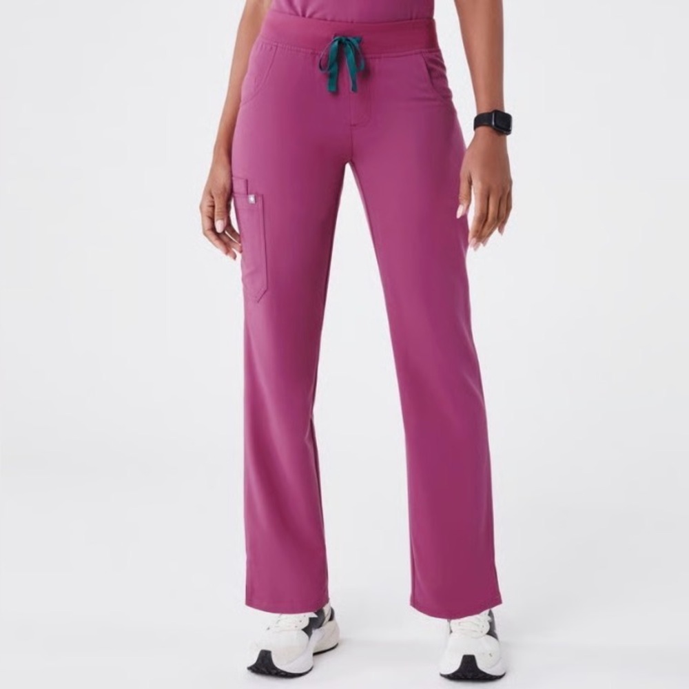 Figs Women's Bright Fuschia Yola Scrub Pants Medium